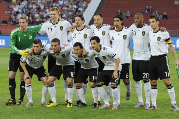 Немецкая сборная по футболу освенцим